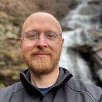 Micah Vandergrift headshot