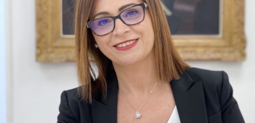 Dr. Mona Khoury-Kassabri headshot